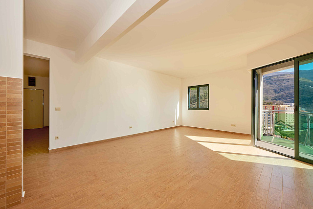 Apartments mit Meerblick in einem Neubau in Becici